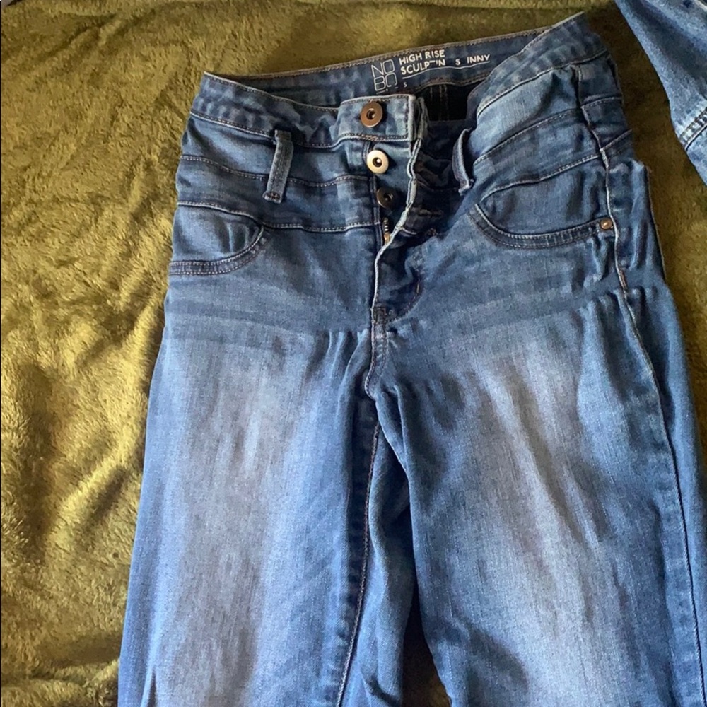 jeans